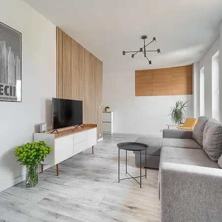 Park By Platinum * Estetino